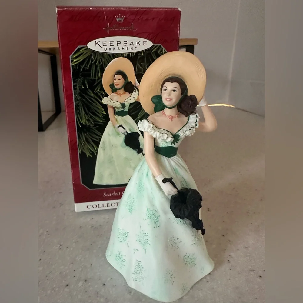 Vintage Hallmark Keepsake Christmas Ornament Gone with The Wind 1998 Scarlett O.